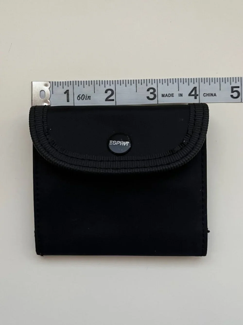 Esprit Black Wallet Snap Closure Vintage 90s Y2K sporty compact nylon minimalism